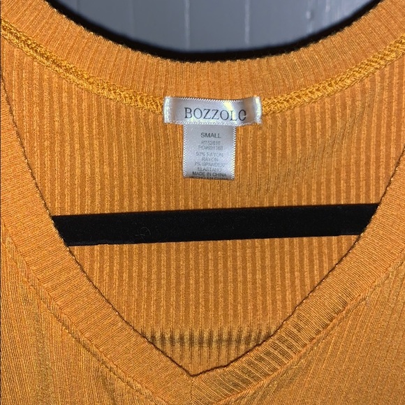 New. Orange/Yellow V-neck crop top. - Picture 4 of 4